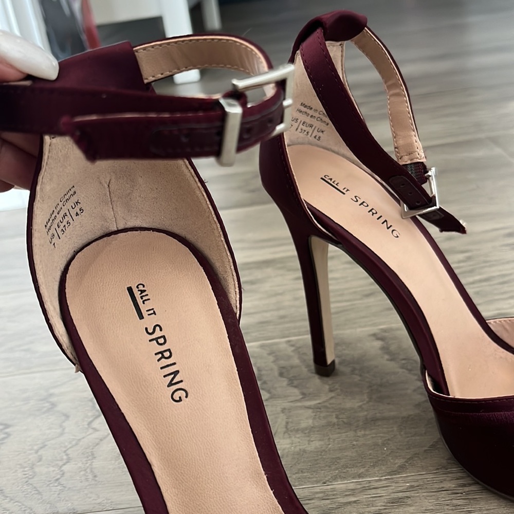 Perfect Fall Formal Heels🤍 - Picture 3 of 4